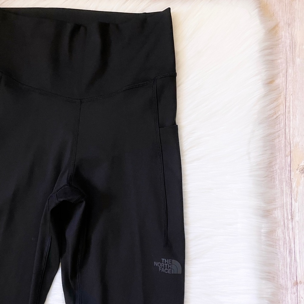 The North Face Women’s Motivation High Rise 7/8 Pocket Tights - Picture 3 of 10